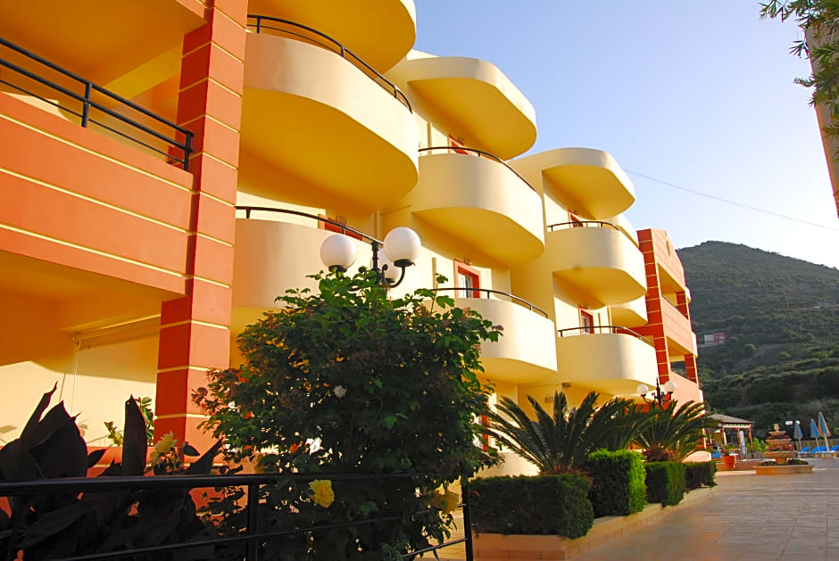 Elpis Studios & Apartments