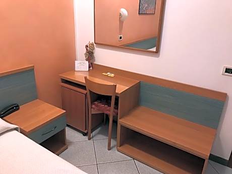 Twin Room with Private Bathroom