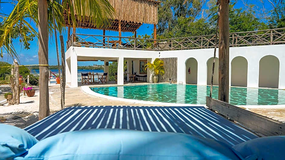 The Mida Creek Hotel