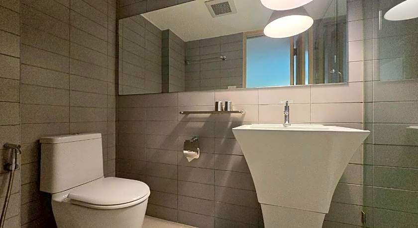 Somewhere to Escape - Hometel