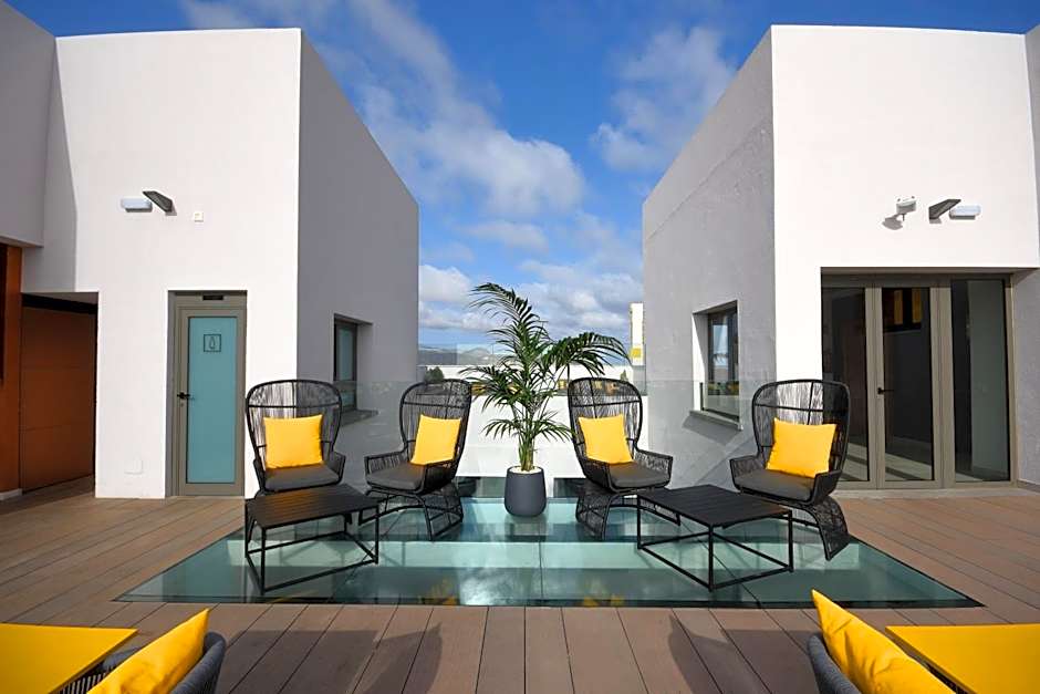 Design Plus Bex Hotel