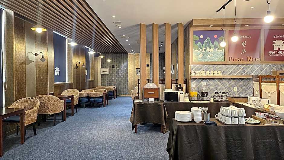 Pungnam Tourist Hotel