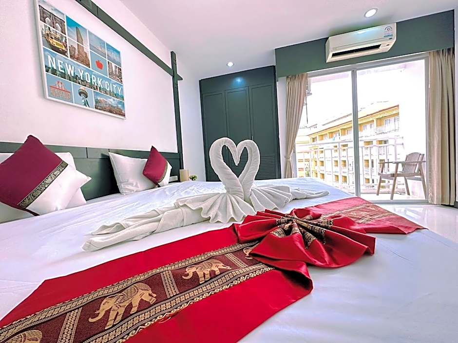 Hotel Baya Phuket - Rooftop Pool, Next to Food Market & Steps to Beach