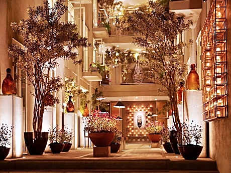 KoenoKoeni Boutique Hotel