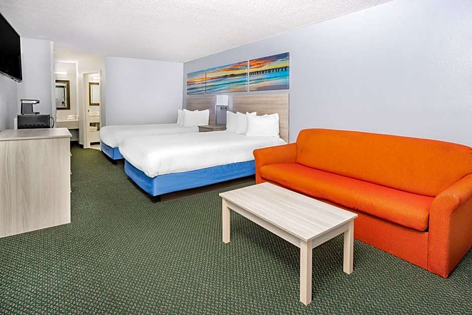 Days Inn & Suites by Wyndham Williamsburg Colonial