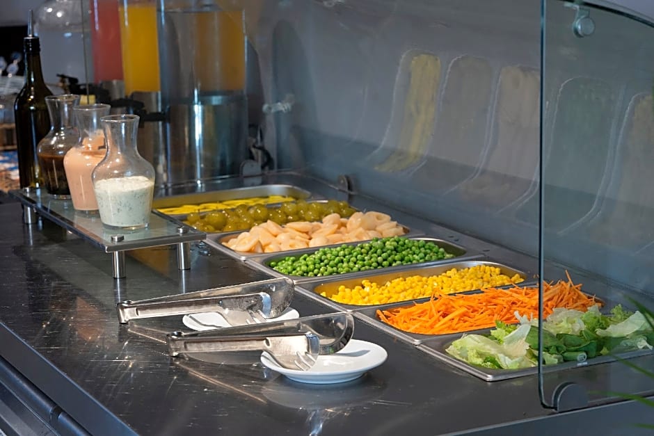 BATIQA Hotel Darmo - Surabaya