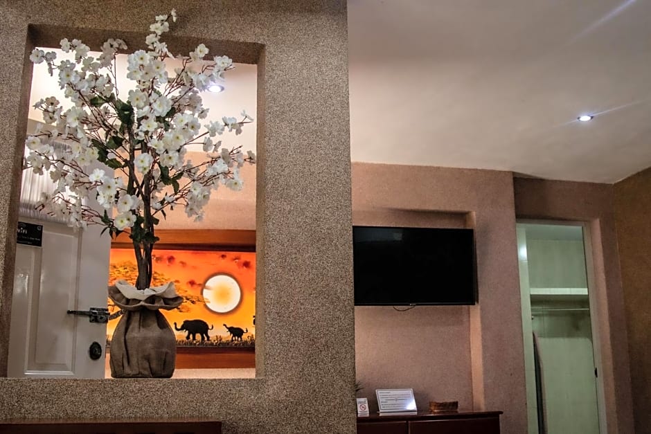 Hotel & Suites Country