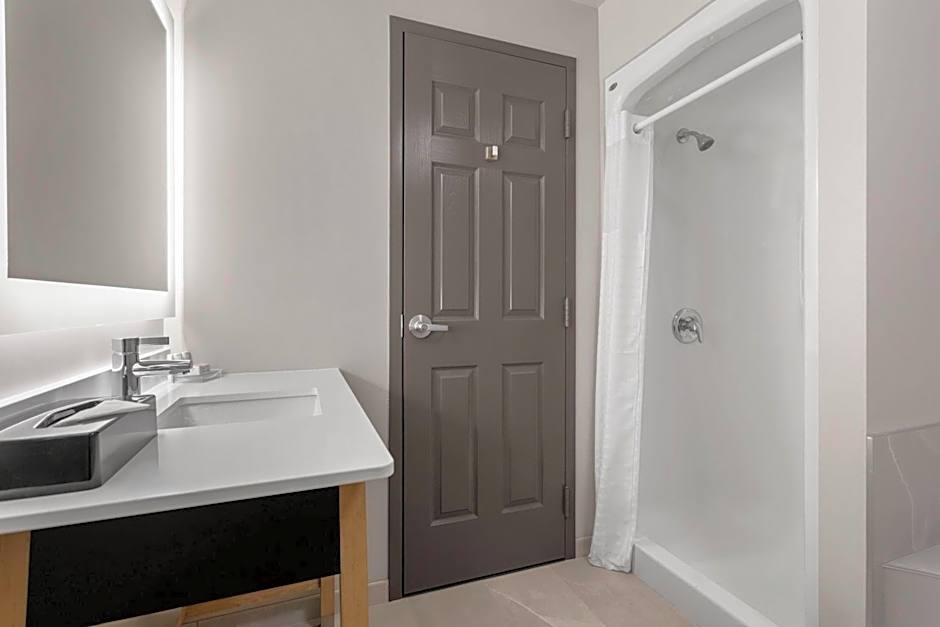 Super 8 by Wyndham Sault Ste Marie On