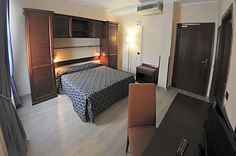 Standard Double Room with Sea View