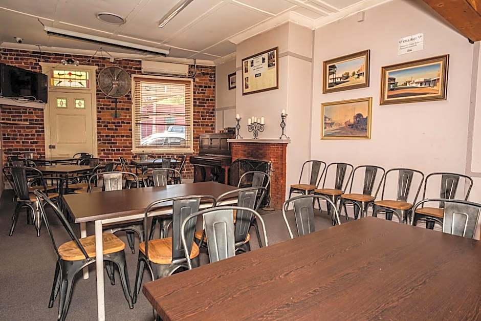 The Centennial Hotel Gulgong