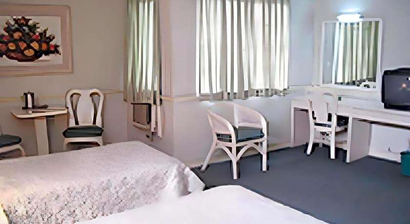 Richmond Plaza Hotel