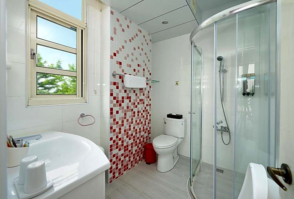 Dancing Butterfly Inn Family sliding BnB