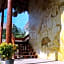 Poza Clara Sanctuary