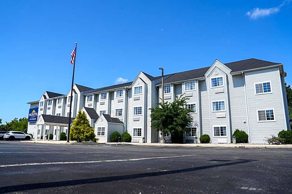 Microtel Inn & Suites by Wyndham Hagerstown by I-81