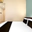 Townhouse Oak Hotel Niaga Surabaya