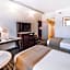 Chinggis Khaan Hotel
