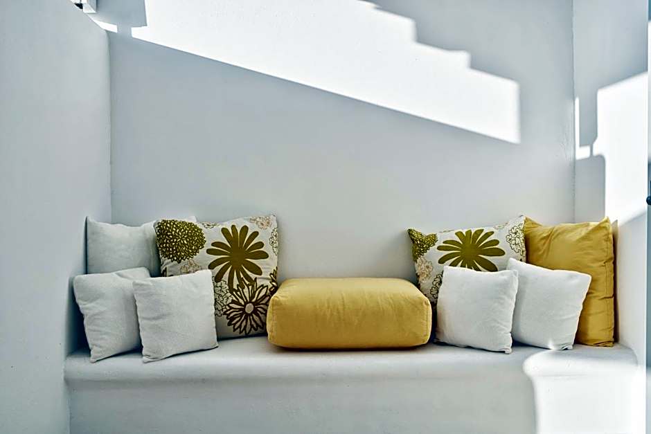 Myconian Korali Relais & Chateaux