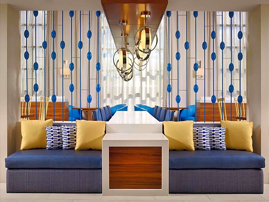 Sonesta ES Suites Somerset