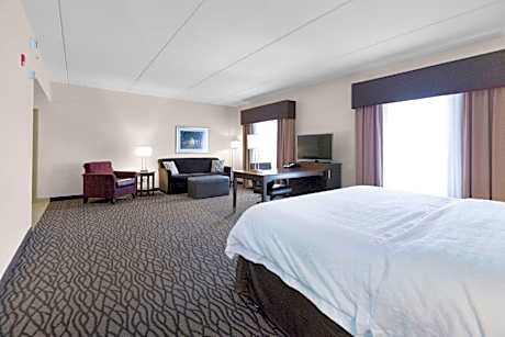 1 King Sfbd W/ Microwave/ Fridge Nonsmoking