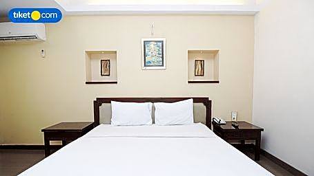 Losari Beach Hotel Makassar