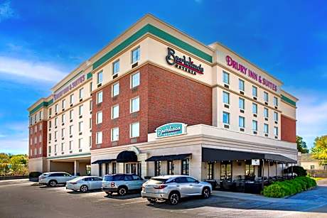 DRURY INN & SUITES NEAR FOREST PARK