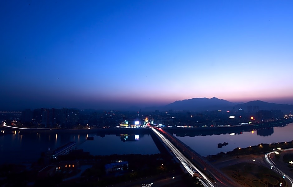 Great International Hotel