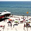 LAKETOWN 5 POOLs STEPS TO BEACH FAMILY FRIENDLY