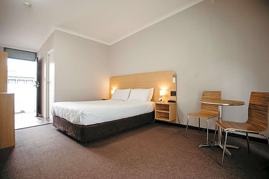 Colonial Motel Richmond