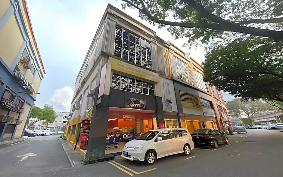 OYO 90899 Tube Hotel Melaka