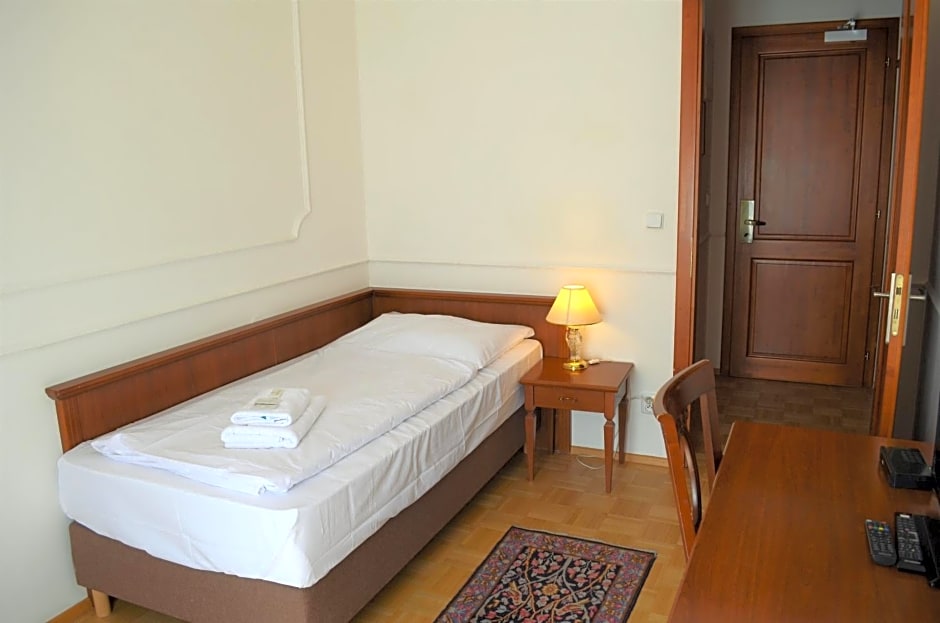Hotel Renesance Krasna Kralovna