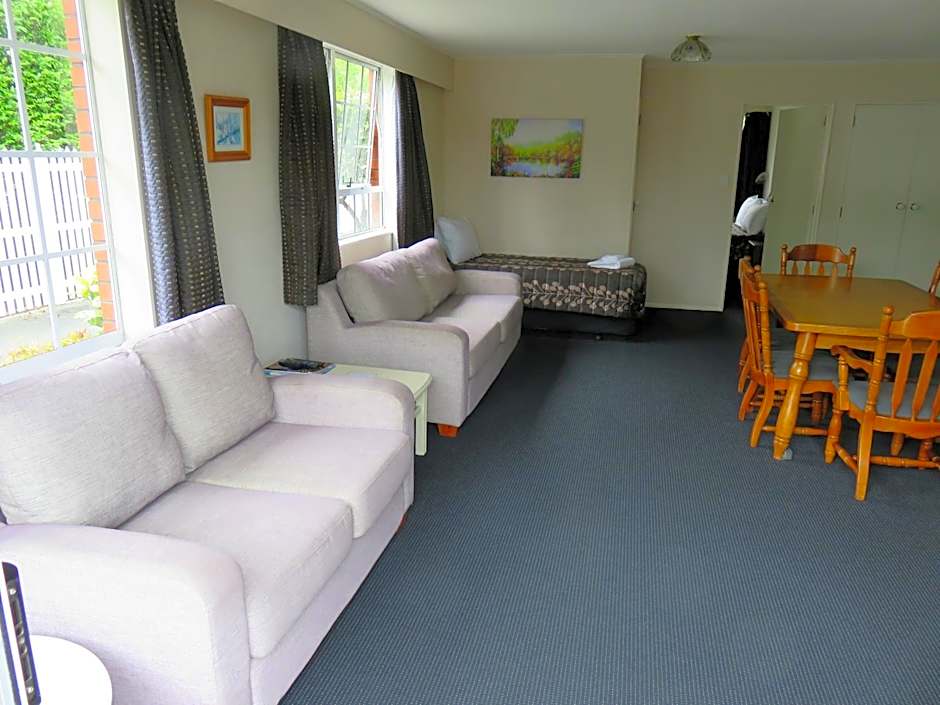 Admirals Motor Lodge