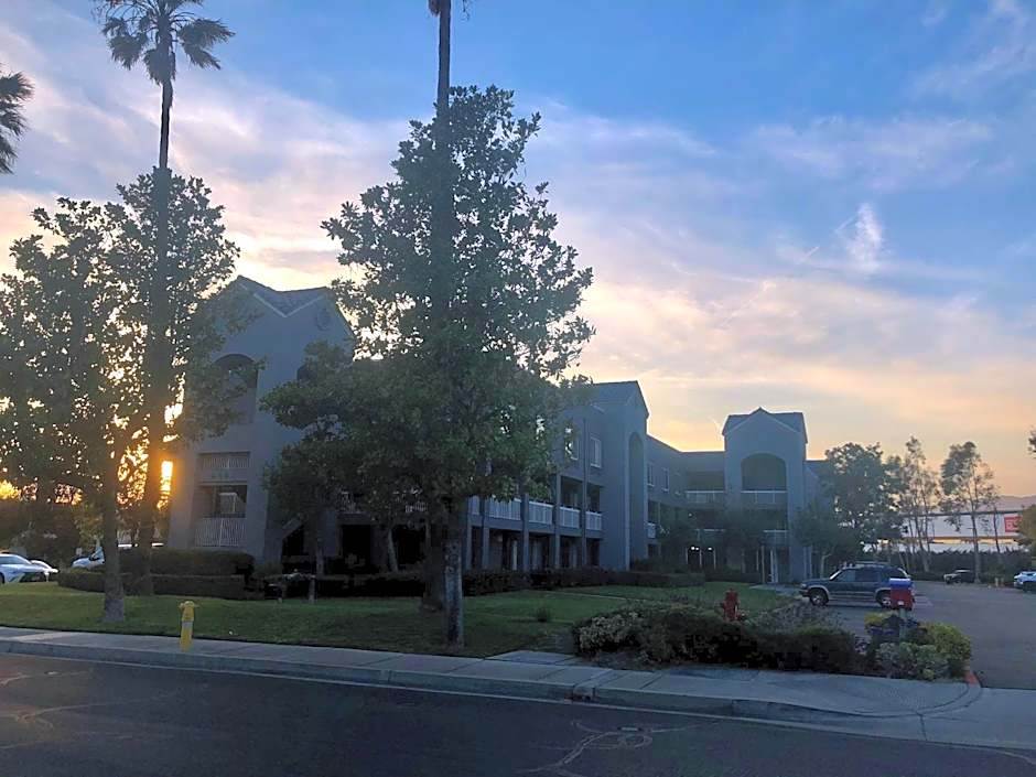 SureStay Hotel by Best Western Ontario Airport