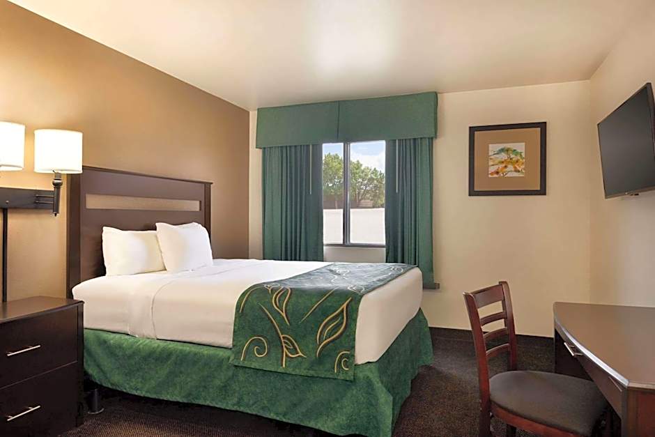 Travelodge by Wyndham Dexter