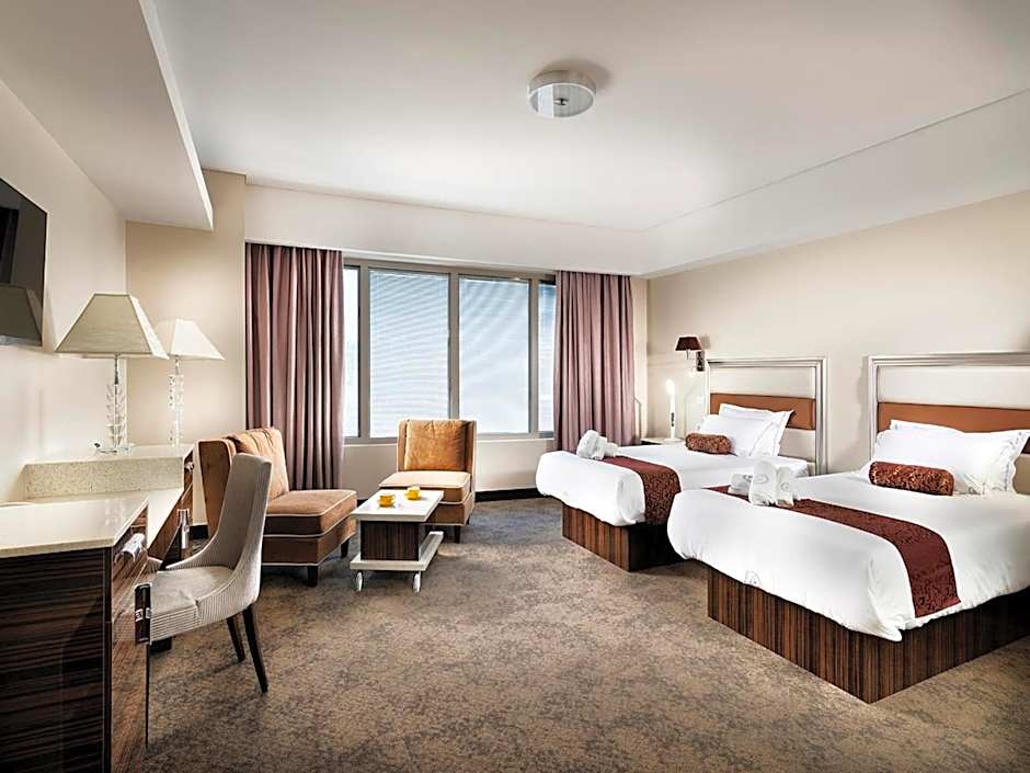 Swan River Hotel (Formerly known as International on the Water Hotel)