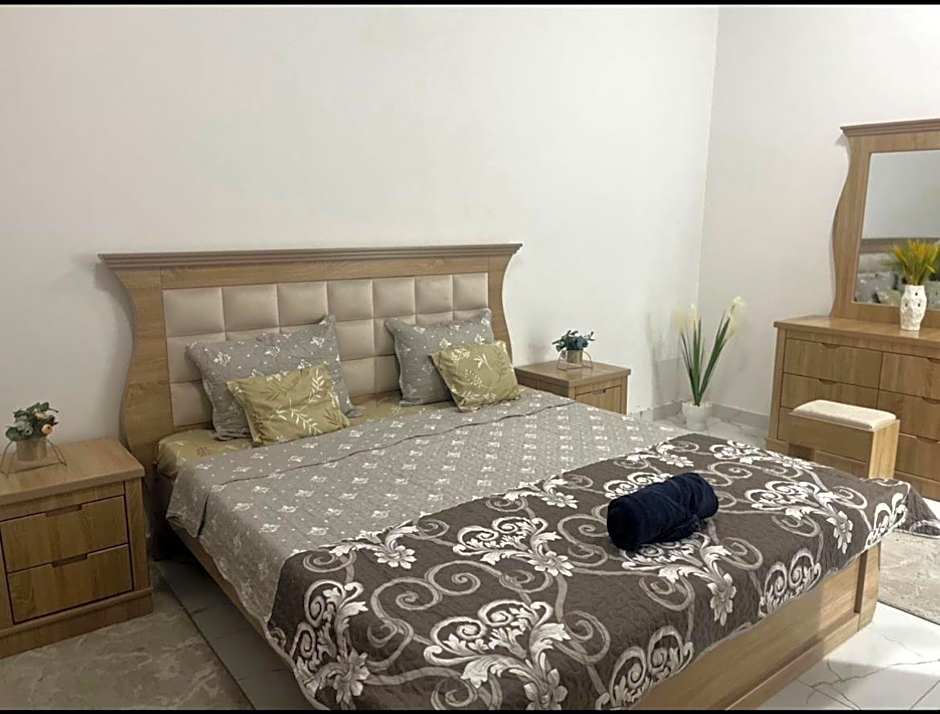 Oasis tower family apartment 2404