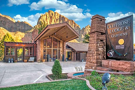 Cliffrose Springdale, Curio Collection by Hilton