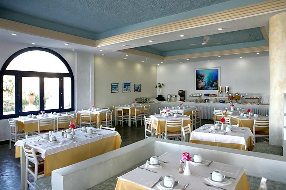 Andros Holiday Hotel