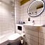 Byron Hotel