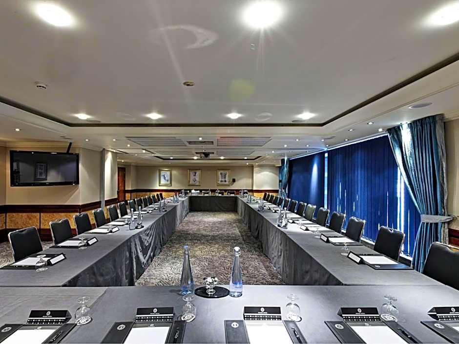 Leonardo Royal London City - Tower Hill