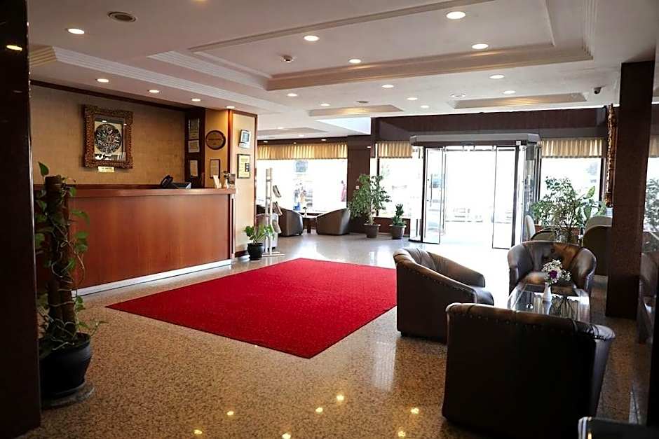 Yavuz Hotel