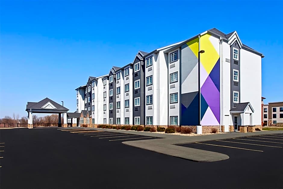 Spark by Hilton Rochester South