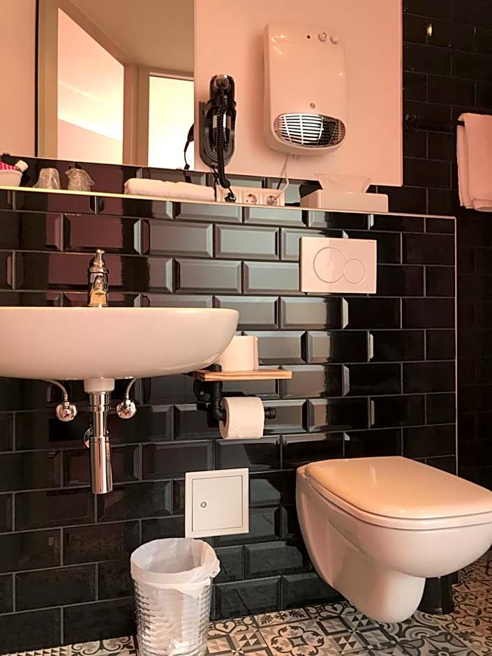 SmartHotel Mystique Self check-in