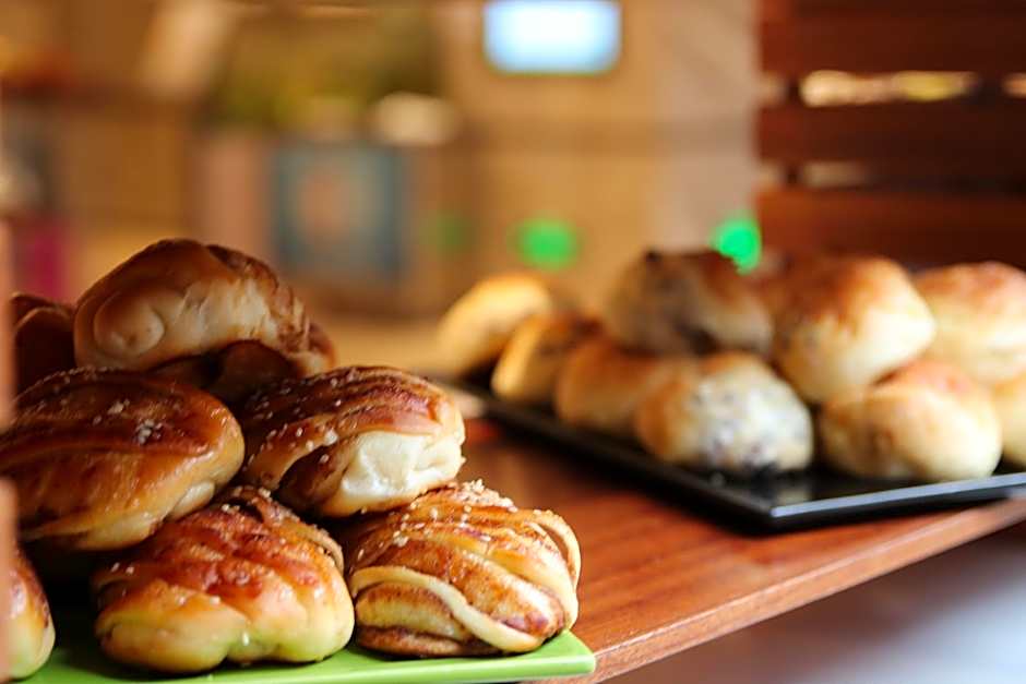 Hilton Garden Inn Nujiang