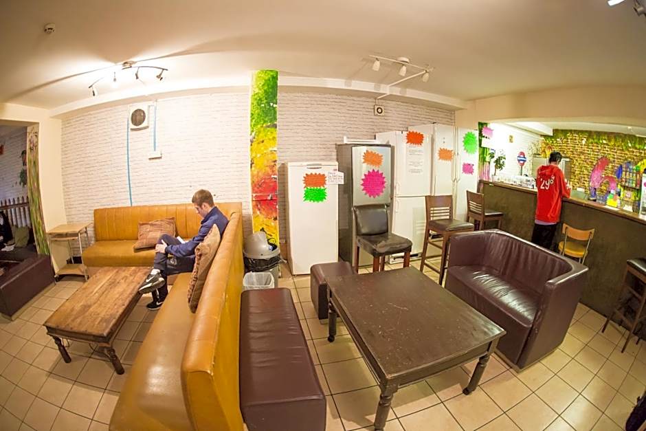 Kensal Green Backpackers