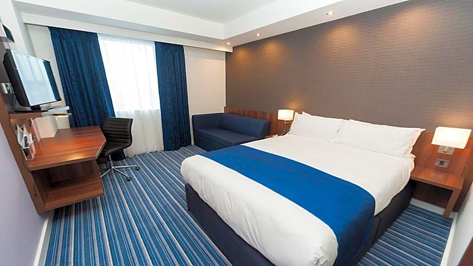 Holiday Inn Express Aberdeen Airport By IHG