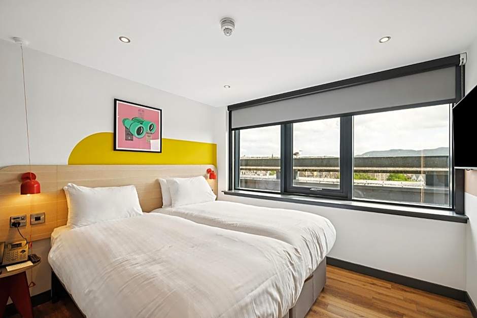 Tune Hotel Haymarket Edinburgh photo 25