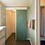 Averill Court Motel