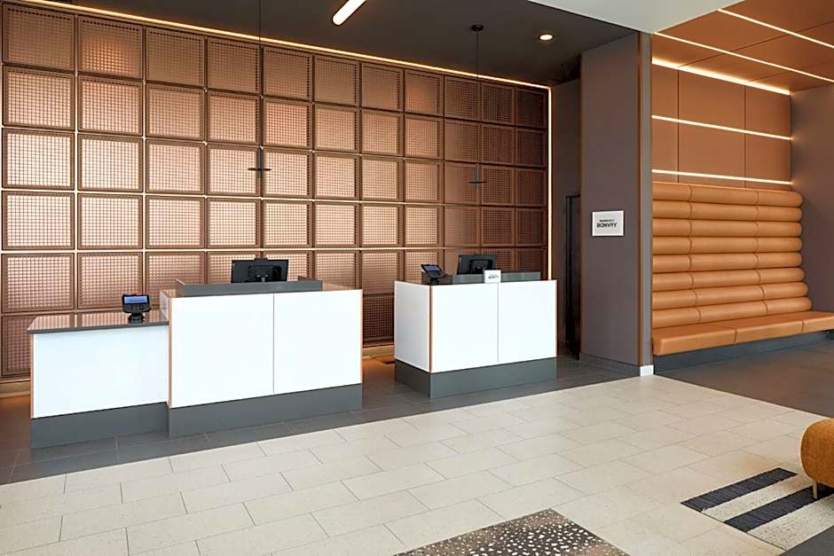 Courtyard by Marriott Montreal Laval