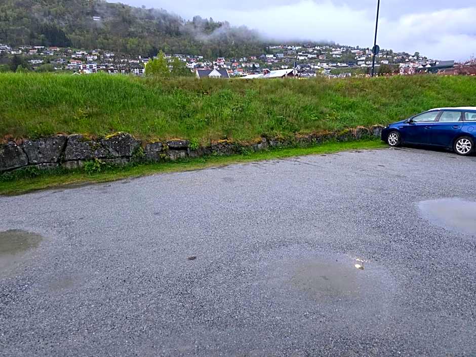 Rom 6 sentralt i Sogndal