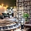 Mercure Paris Bercy Bibliotheque